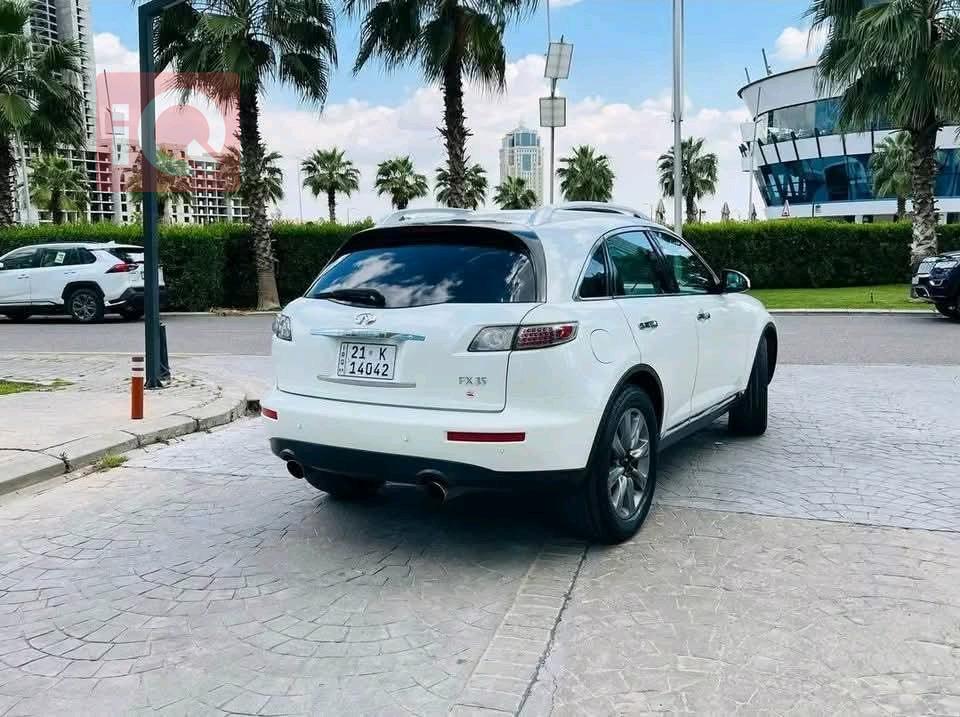 Infiniti FX